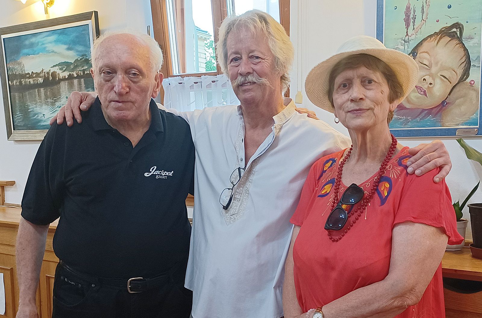 Megnyílt Mónos Jenő festőművész kiállítása az Evangélikus Gyülekezeti Házban